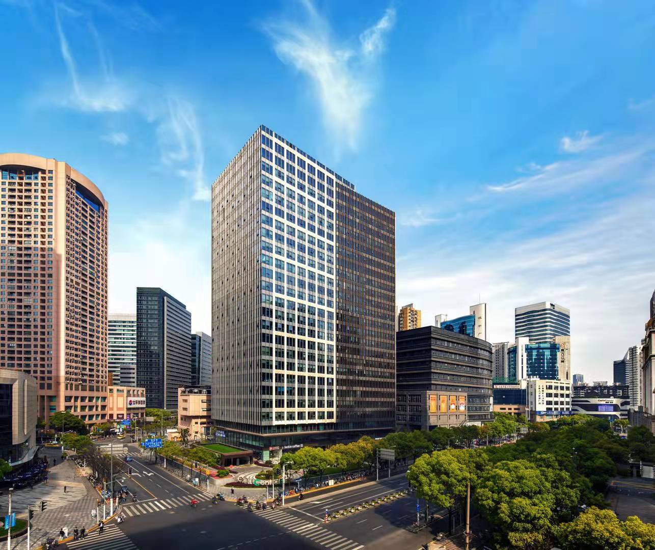 18-2203141JG3208.jpg 中港汇靜安精装修带家具拎包入住双面采光(图1)