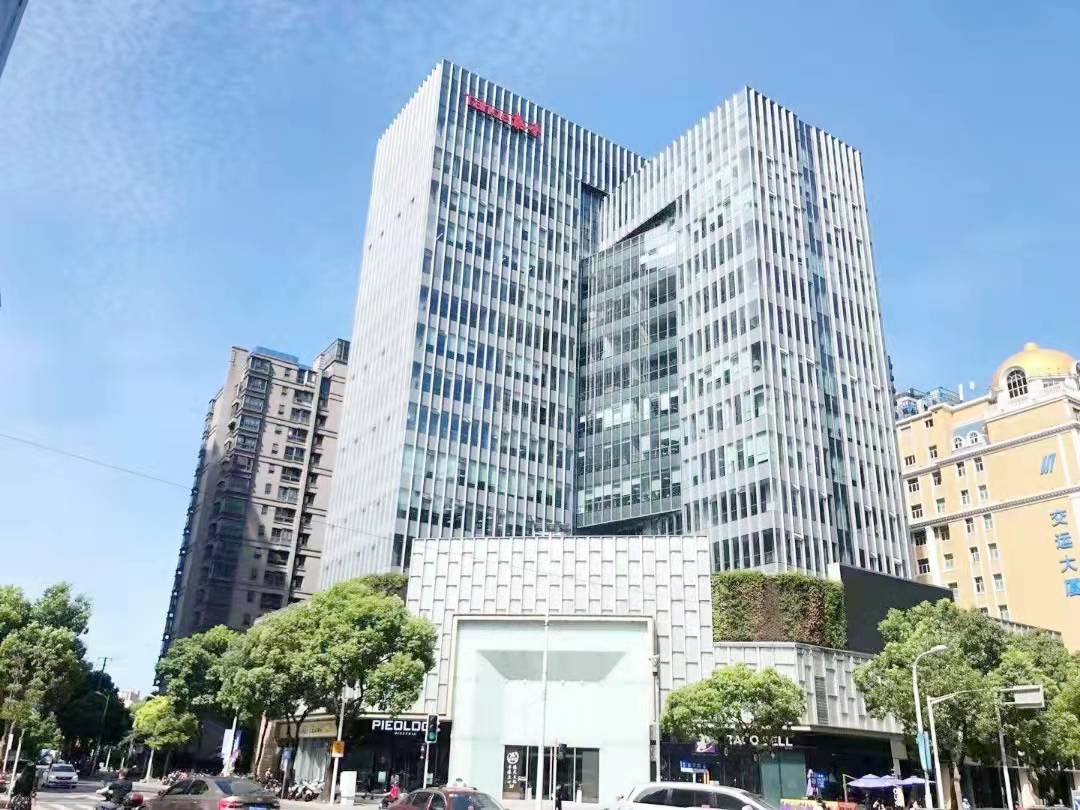 汉中路地铁口泰禾大厦双面采光精装修带家具(图1)