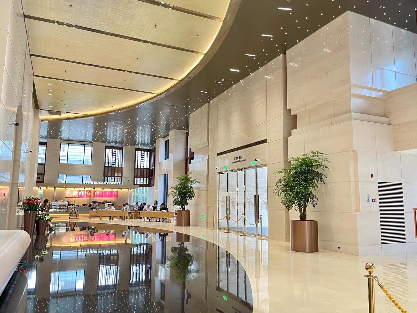 7-220315150031F2.jpg 金光外滩中心莲花顶酒店高层视野景观房拎包入住豪华装修小户型(图2)