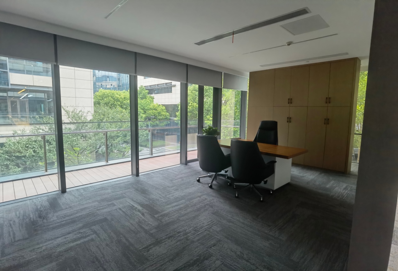 虹桥火车站绿谷广场(图3)