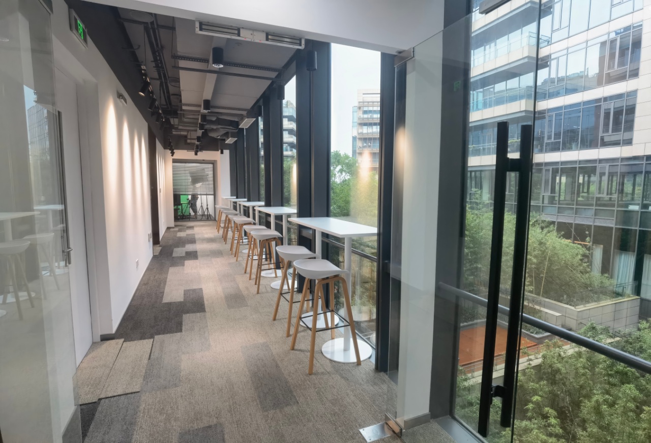 虹桥火车站绿谷广场(图6)