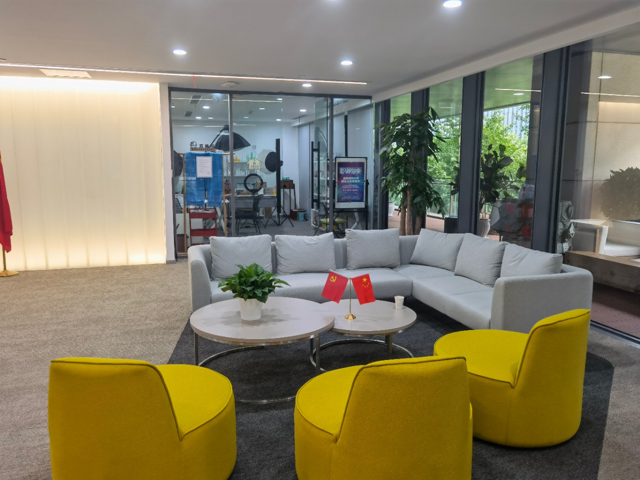 虹桥火车站绿谷广场(图8)