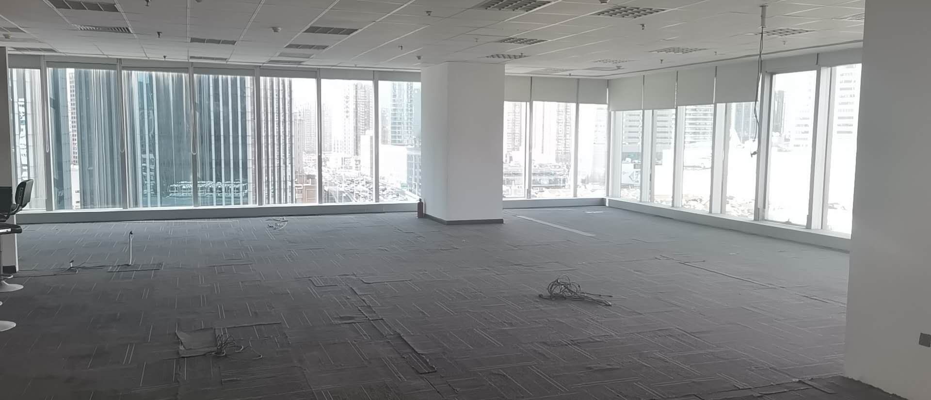 7-22031Q41455a0.jpg 静安南京西路恒利国际大厦遗留装修落地窗300平超长免租(图3)