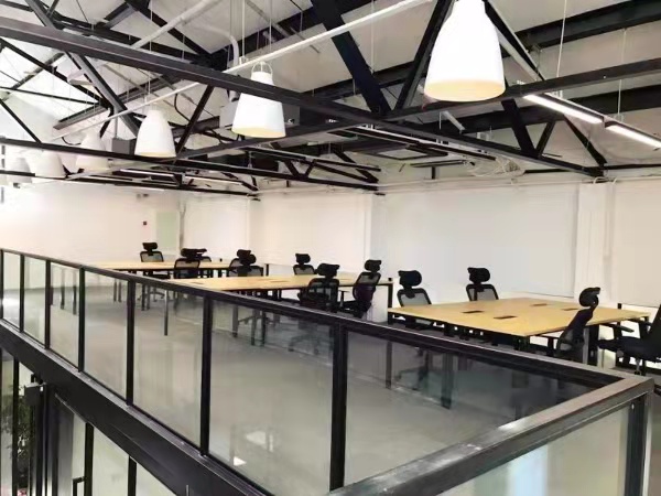 10-220322152FO46.jpg