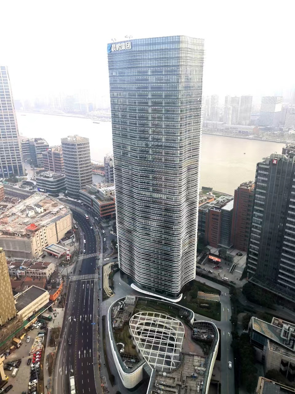 北外滩浦江国际金融广场300平精装现房看江甲级近地铁(图1)