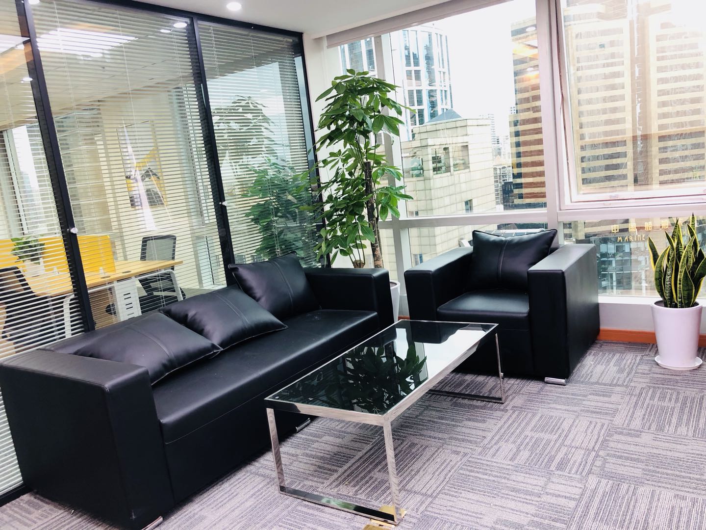 12-2203230942543C.jpg 联通国际大厦:300平,4元/平(图7)