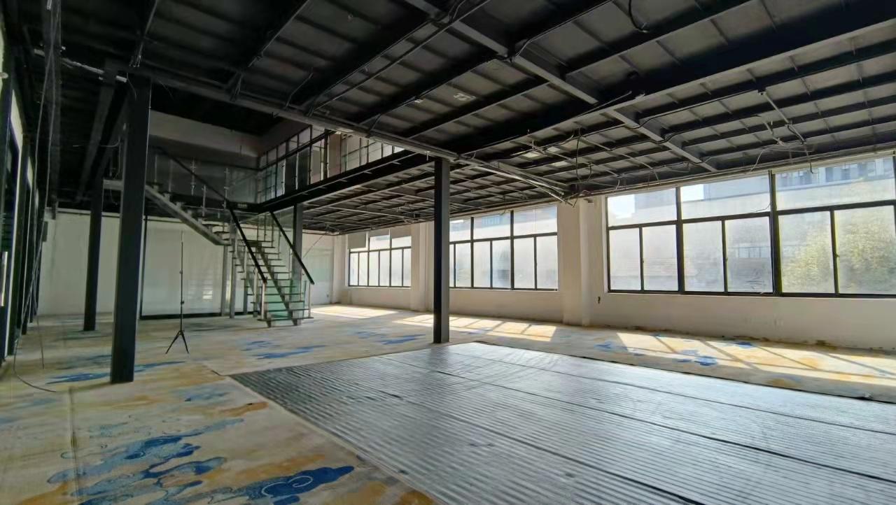 10-22032Q44R4927.jpg 虹口知名园区 德必运动loft 260平复式 算单层面积 朝南采光(图6)
