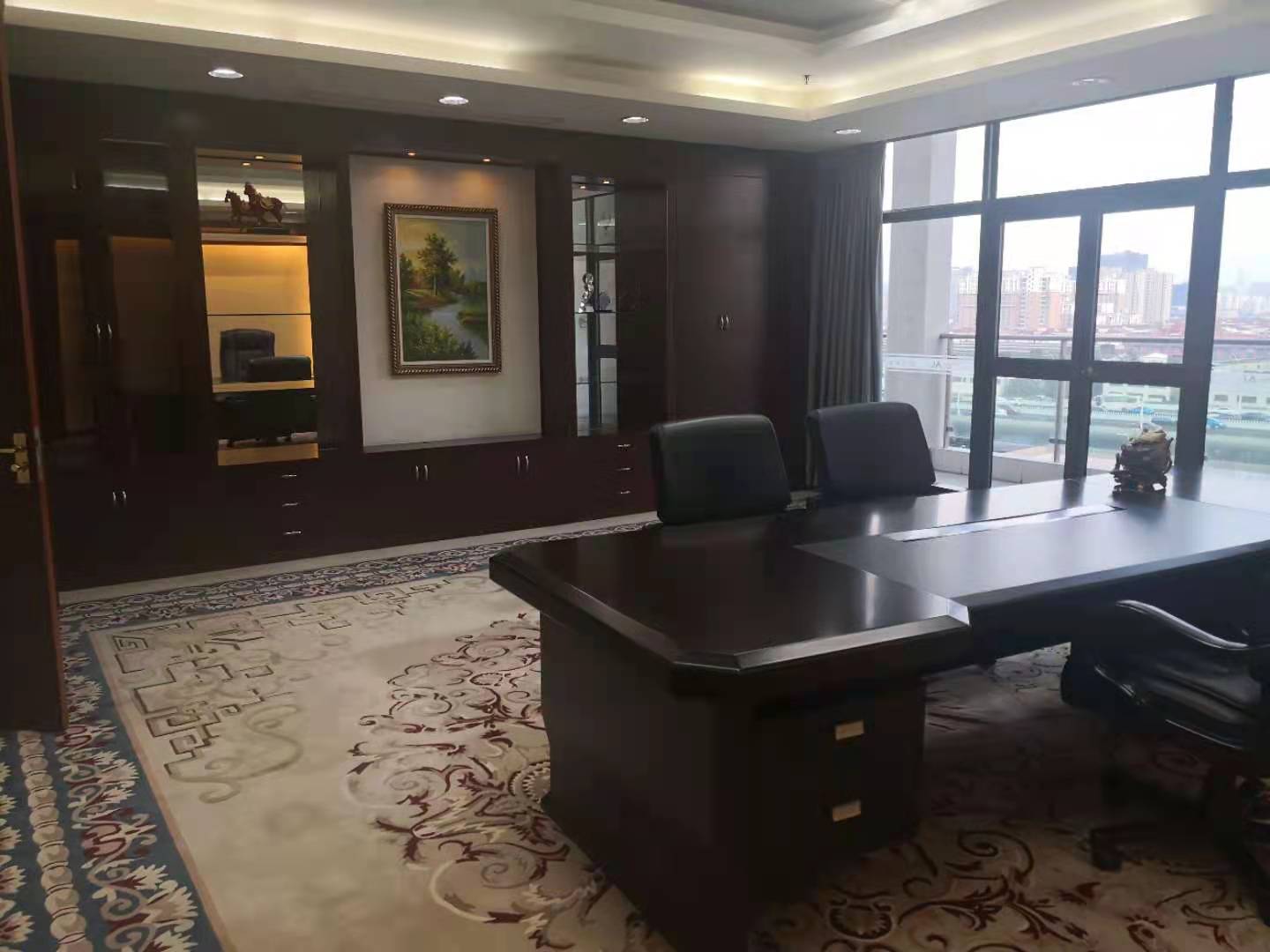 16-22032Q50055431.jpg 虹桥商务区阿里中心500平精装修带家具出租(图4)