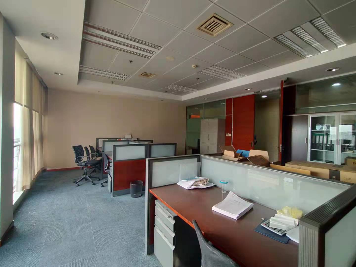 16-22032Q500563J.jpg 虹桥商务区阿里中心500平精装修带家具出租(图6)