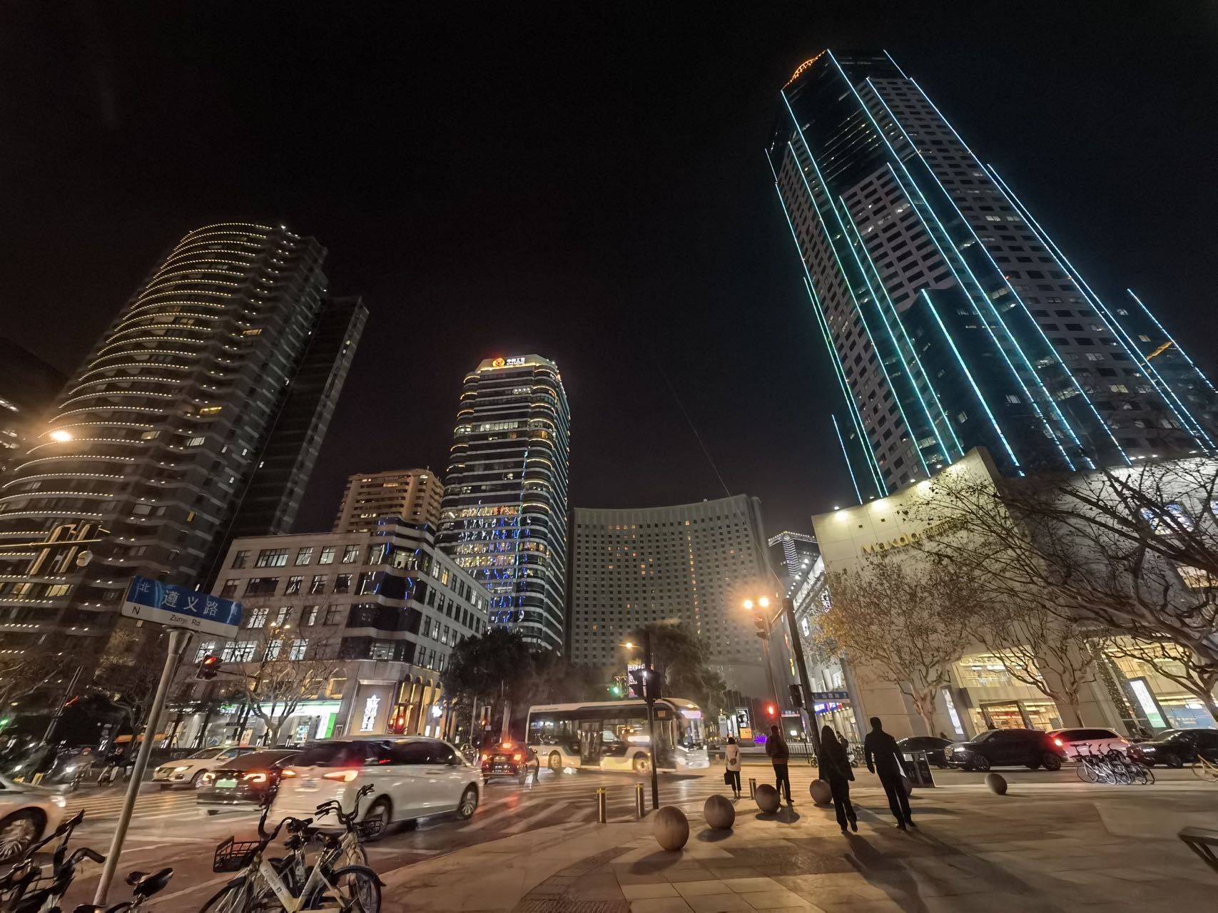 15-220329101602455.jpg 万都中心 精装修 拎包入住400平(图3)