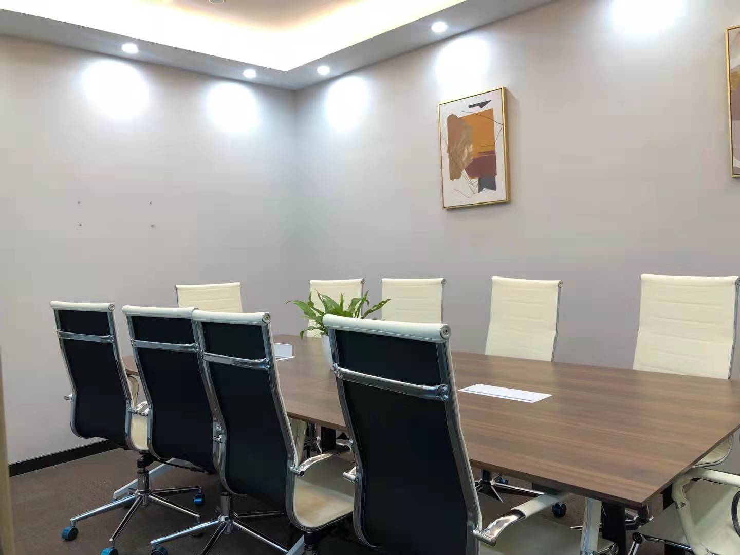 16-220329154KO25.jpg 长宁远东国际广场300平精装修带家具出租(图6)