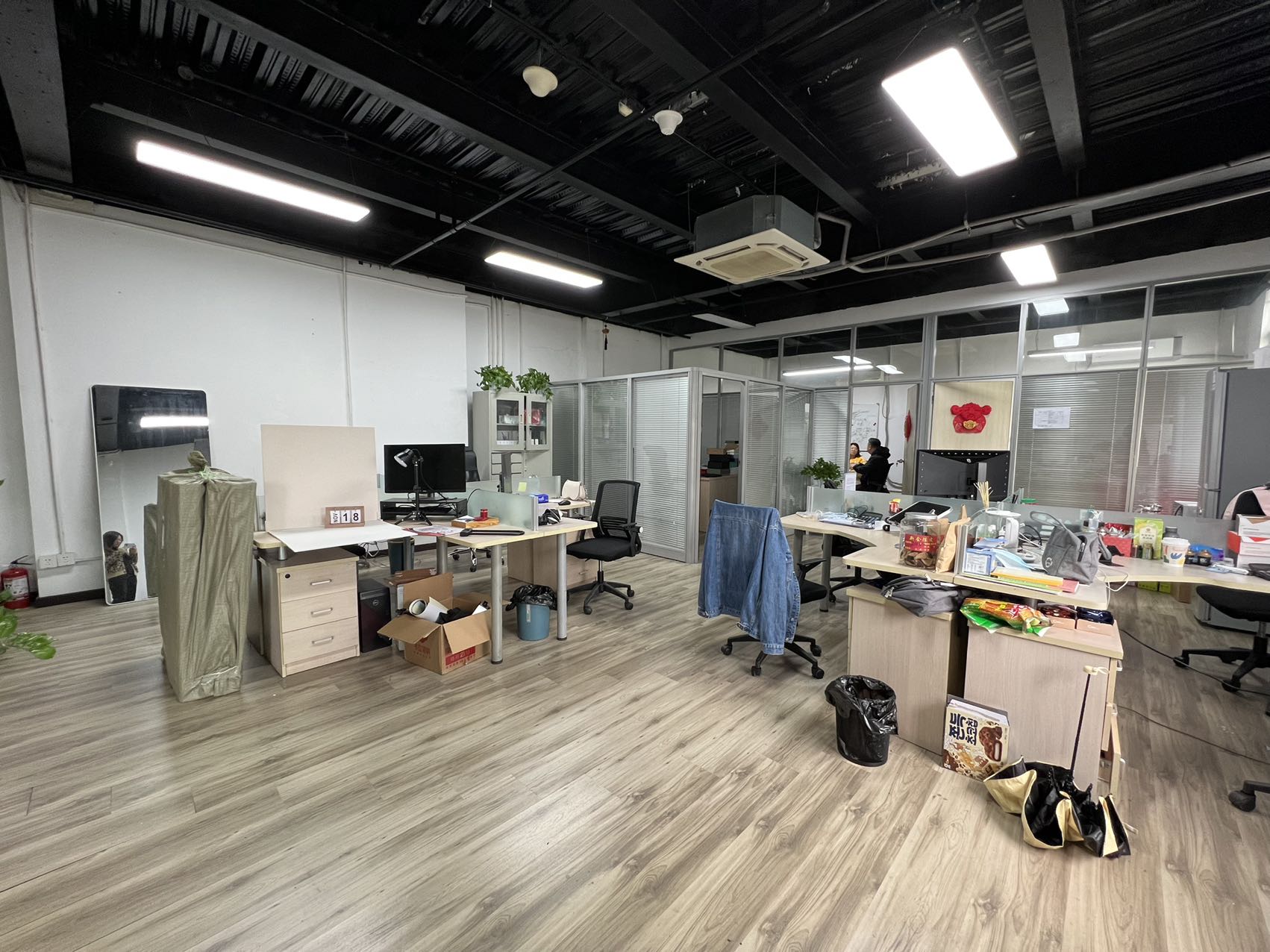 9-220329161209423.jpg 徐汇德必易园100平精装修现房出租上海火车站上盖(图5)
