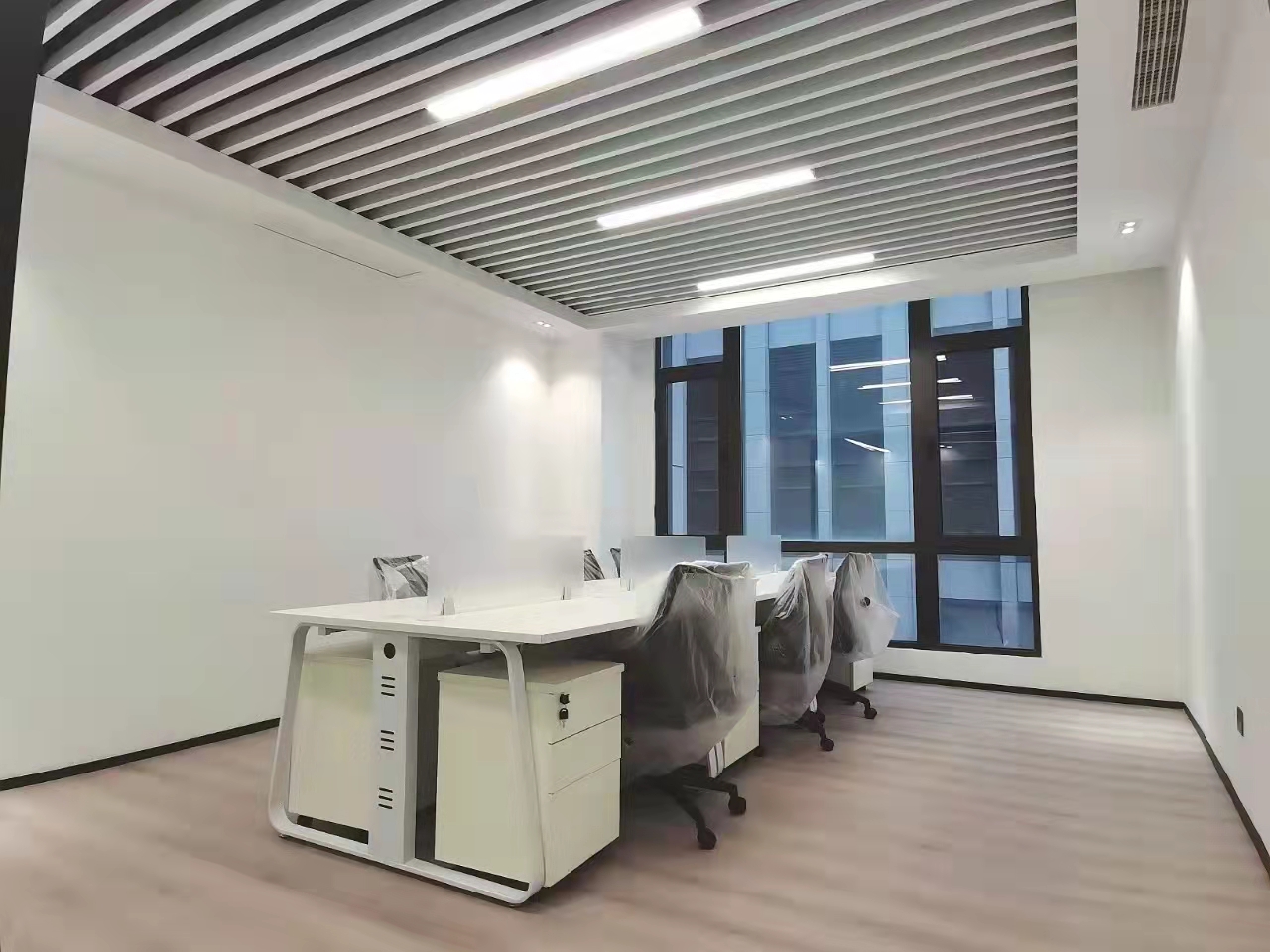 16-220330093639206.jpg 闵行银石科技园150平精装修带家具优质房源出租(图3)