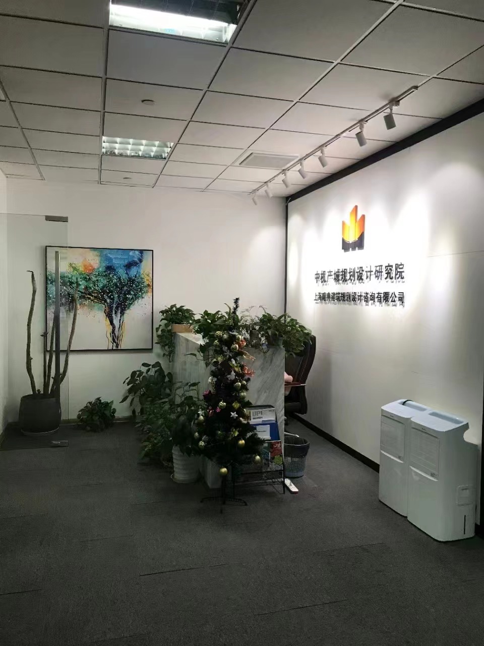 虹桥协信中心新出250平精装修带家具现房朝南落地窗采光通透(图2)