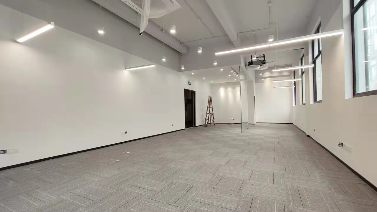 彭浦新村站 亚龙创意园 近地铁 100平带装修 独立空调 办公室选址(图1)