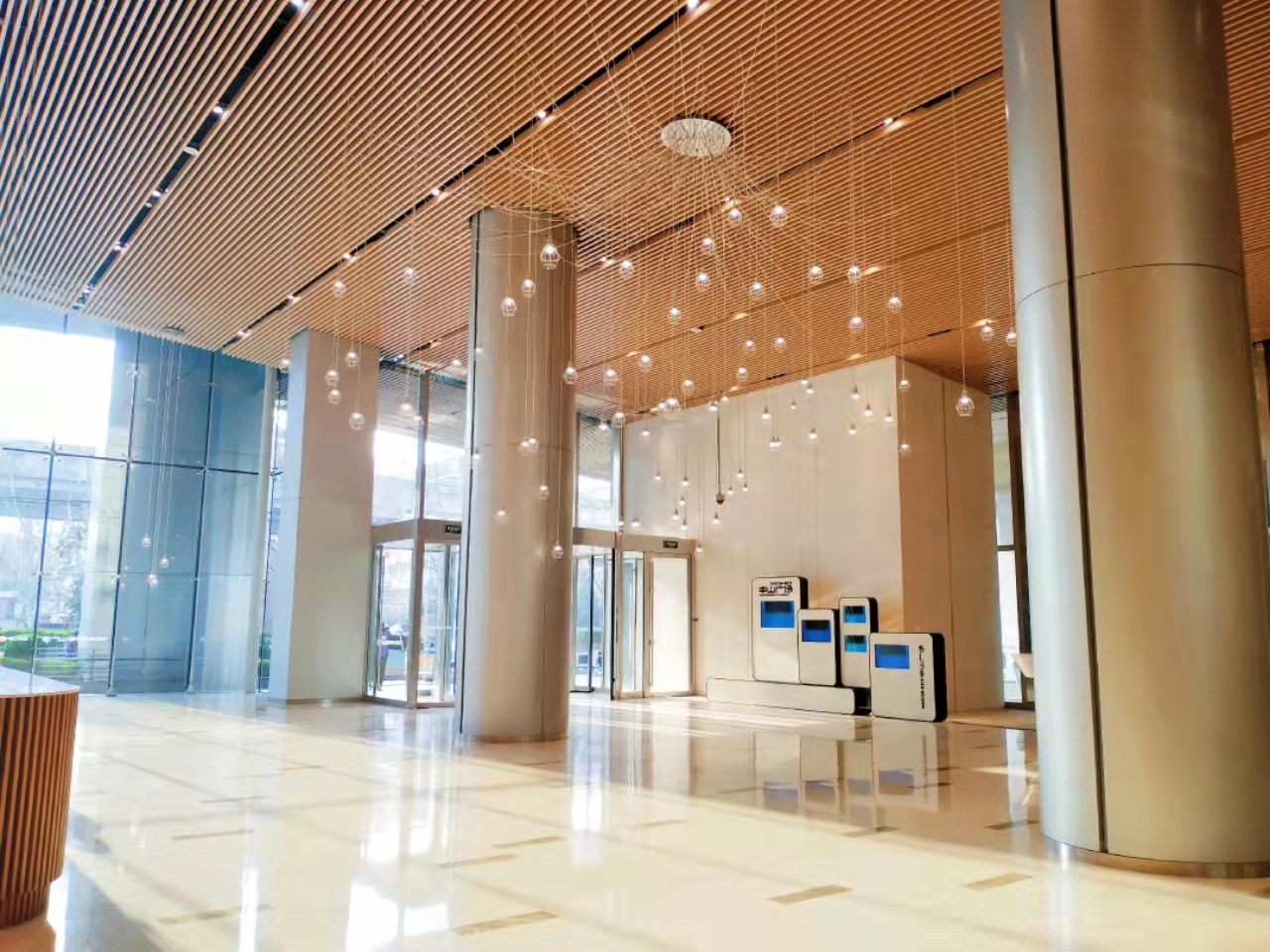 15-220402131004151.jpg SOHO中山广场 朝南243平采光好(图3)