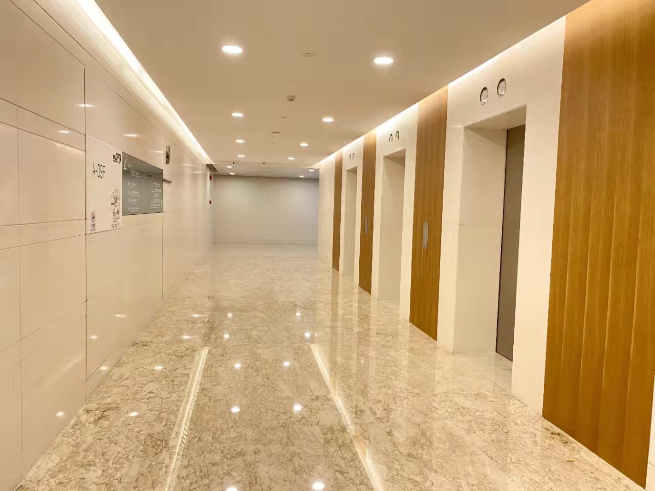 15-2204021310042a.jpg SOHO中山广场 朝南243平采光好(图4)