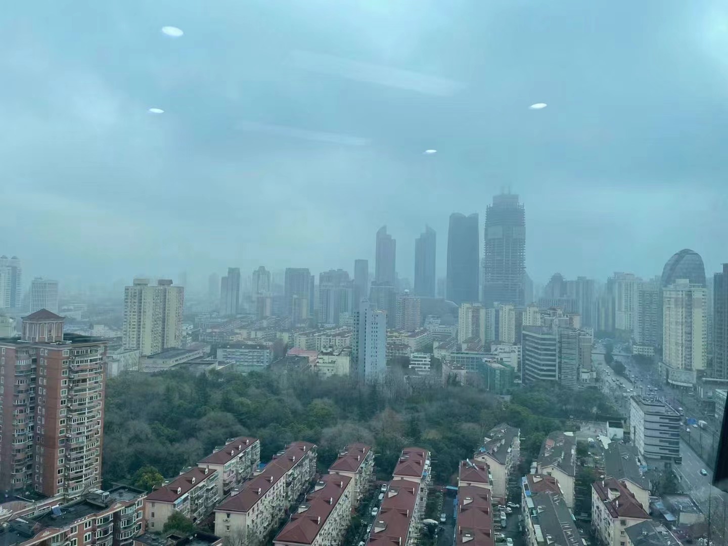 虹桥路汇京国际广场280平精装修带家具高区采光好(图5)