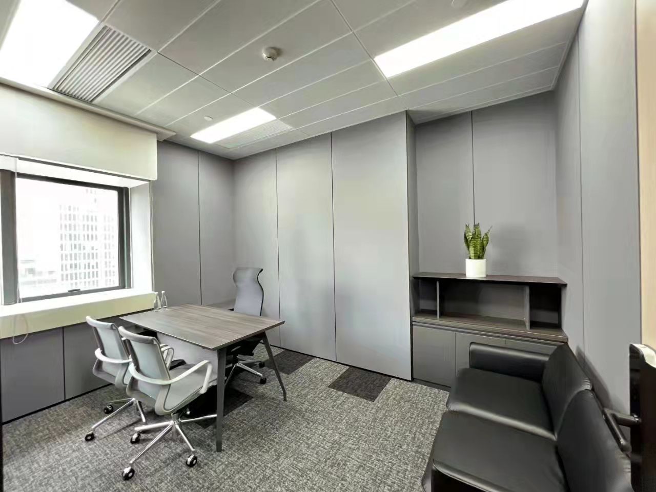 静安中欣大厦256平精装修带家具优质房源出租(图5)