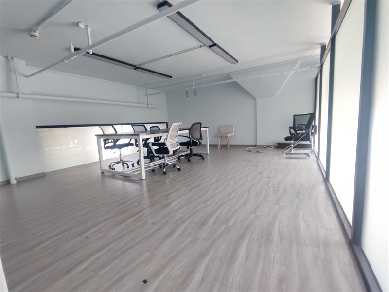 泰滨江大厦   黄埔江景办公室  南浦大桥地铁站临江办公楼300平业主直租(图3)