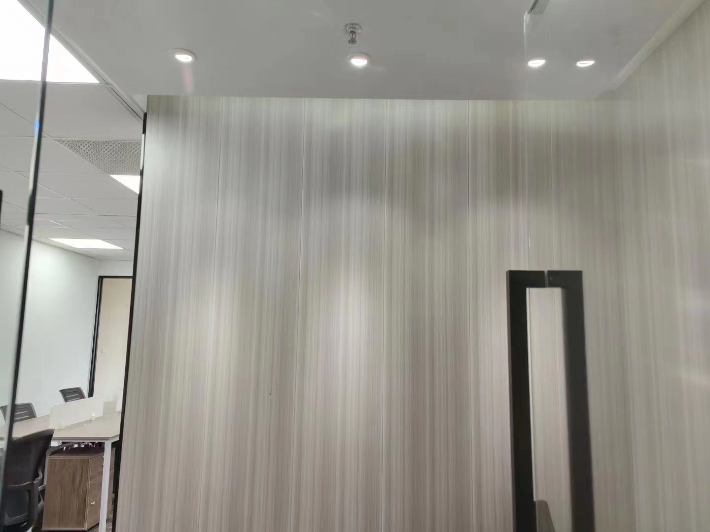 长宁长房国际106平精装修带家具优质房源出租(图4)