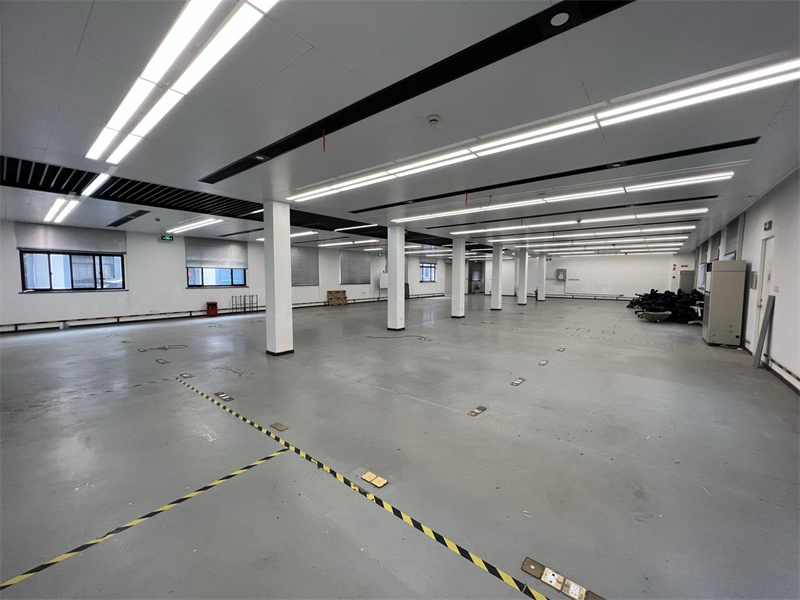 12-22041216444T28.jpg 企业天地广场期房9月份可出租近复兴SOHO整层1500(图2)