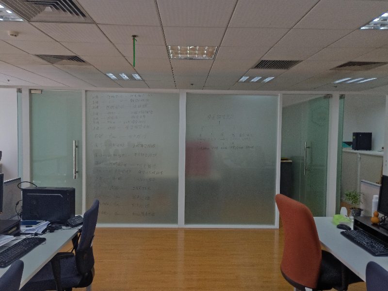 我格广场，双轨交替，精装修带家具，交替便利，随时入住(图2)