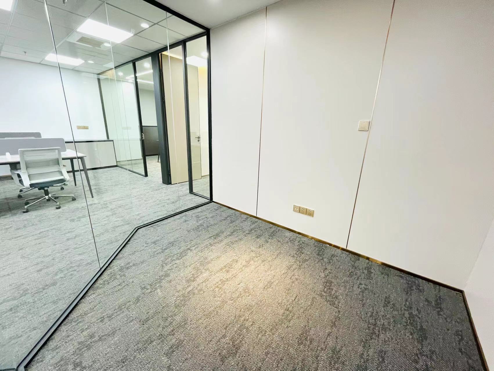 16-22041511363LY.jpg 长宁现代广场356平精装修带家具优质房源出租(图4)