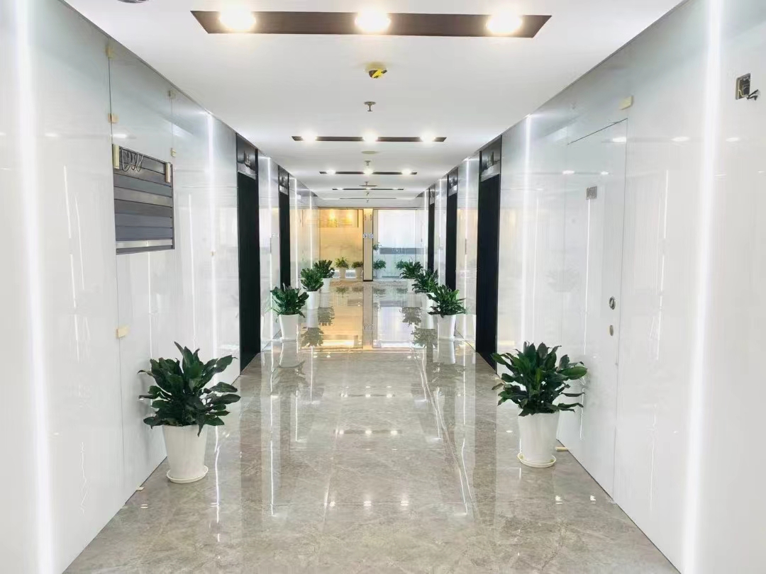 16-2204151140134Q.jpg 长宁现代广场298平精装修带家具优质房源出租(图1)