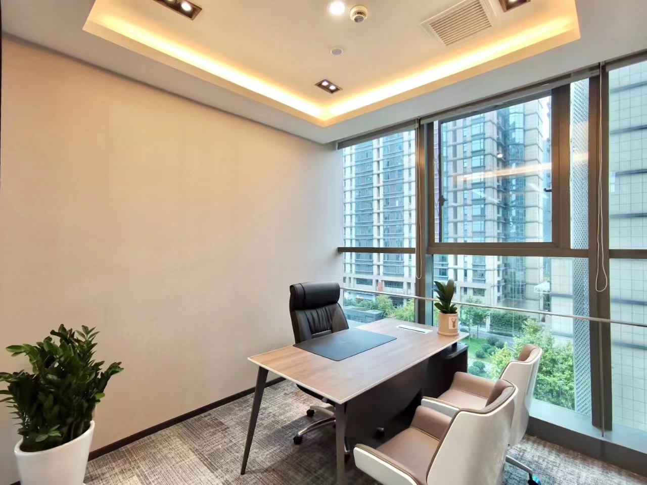 静安1788国际中心210平精装修优质房源出租(图3)