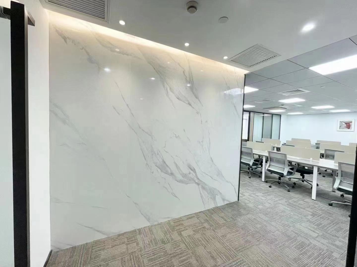 浦东上海银行大厦 精装小面积150平出租(图2)