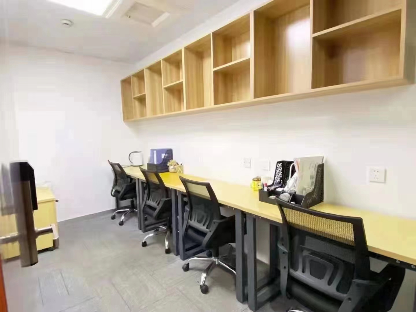 16-220420115551958.jpg 上海锦沧文华广场175平精装修带家具优质房源出租(图4)