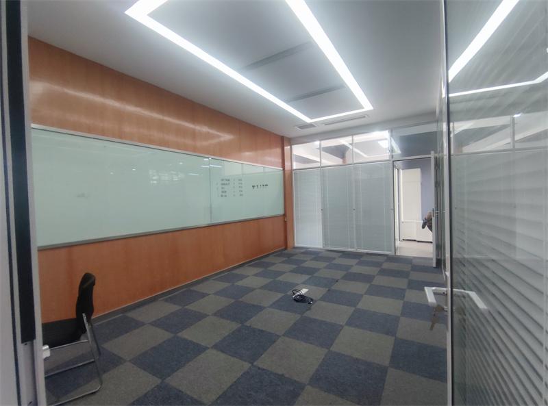 12-22042116050I63.jpg 陆家嘴东昌路国家开发银行高区看江景华能联合大厦中国保险大厦(图6)