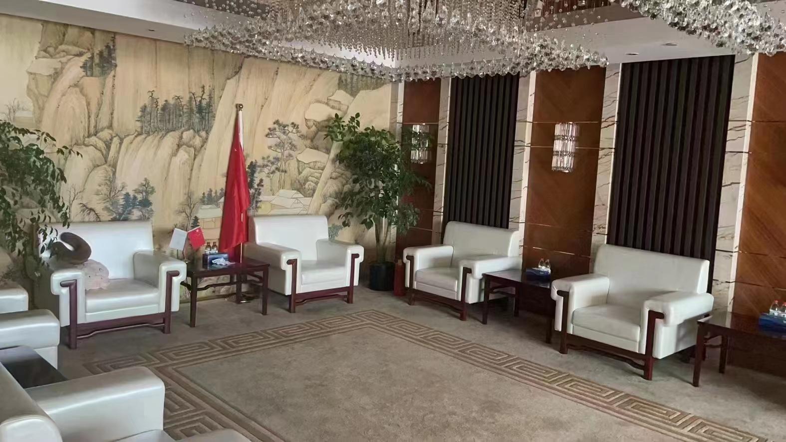 16-220421142131525.jpg 静安国立大厦133平精装修带家具优质房源出租(图2)