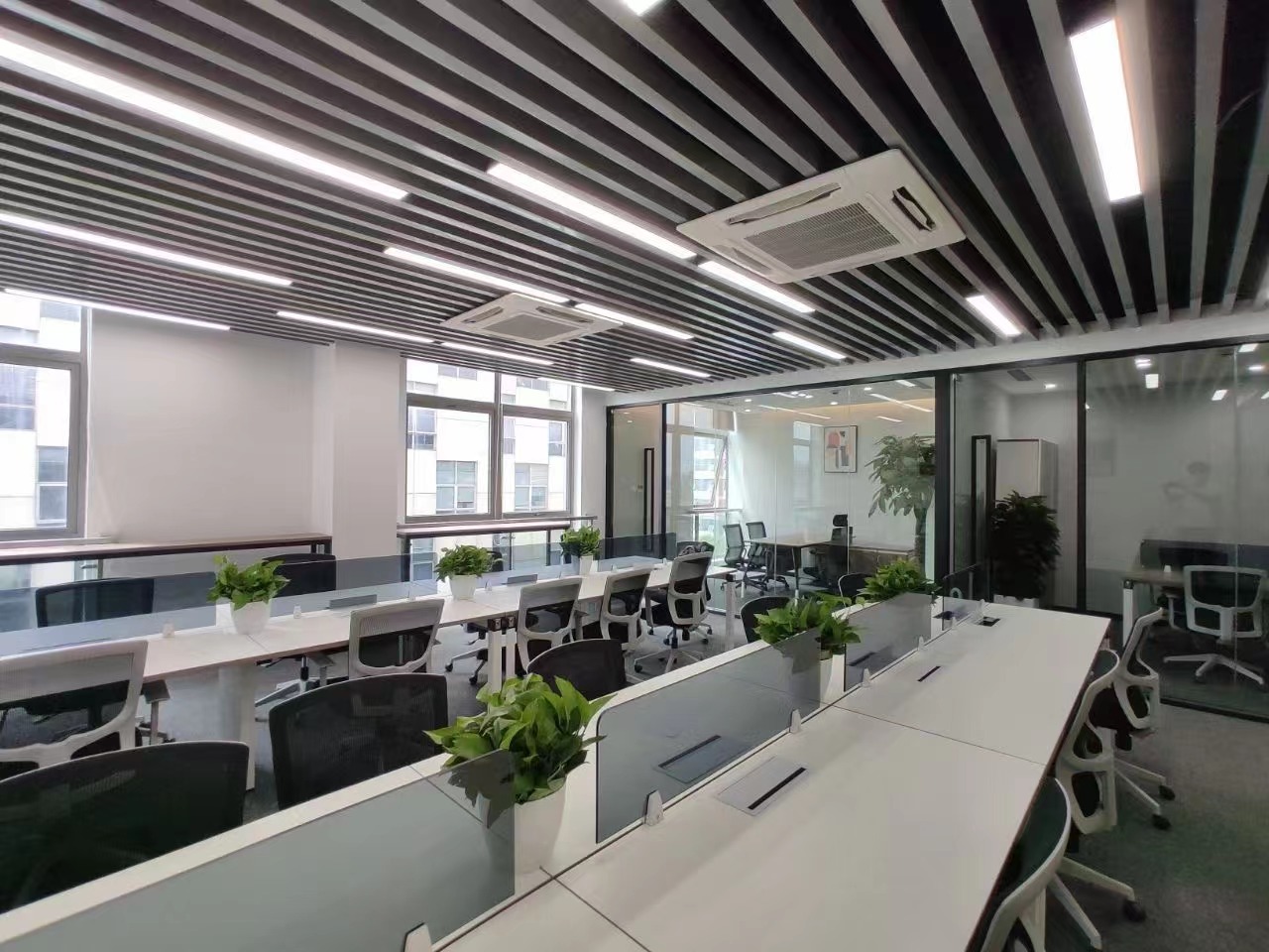 9-220426191633250.jpg 张江高科张江微电子港精装修带家具拎包入住(图5)