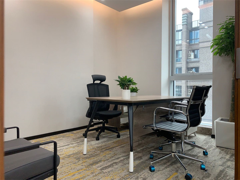 12-2205051516461A.jpg 装修赠送,港汇恒隆广场,正对电梯,对望中金国际,国贸汇(图4)