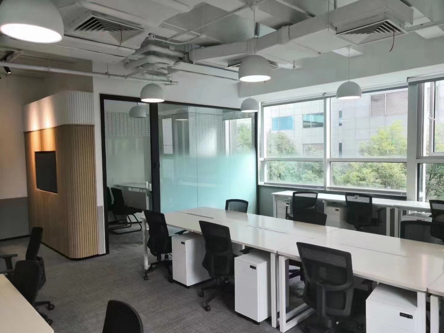 南京西路旺旺大厦精装修带家具拎包入住(图3)