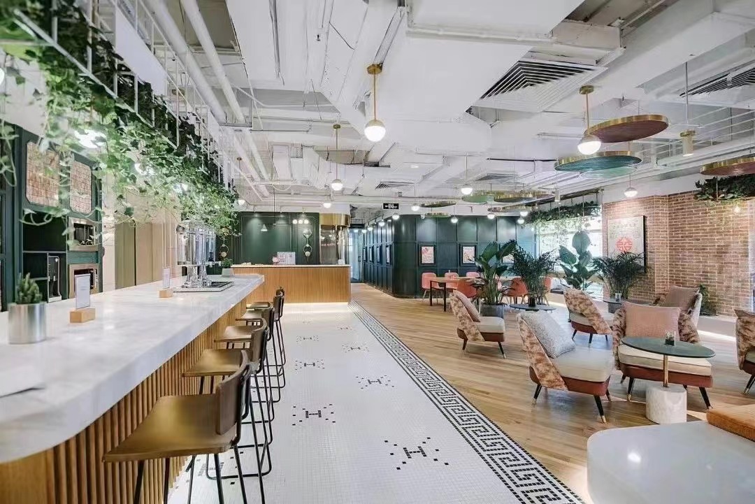 南京西路旺旺大厦精装修带家具拎包入住(图1)