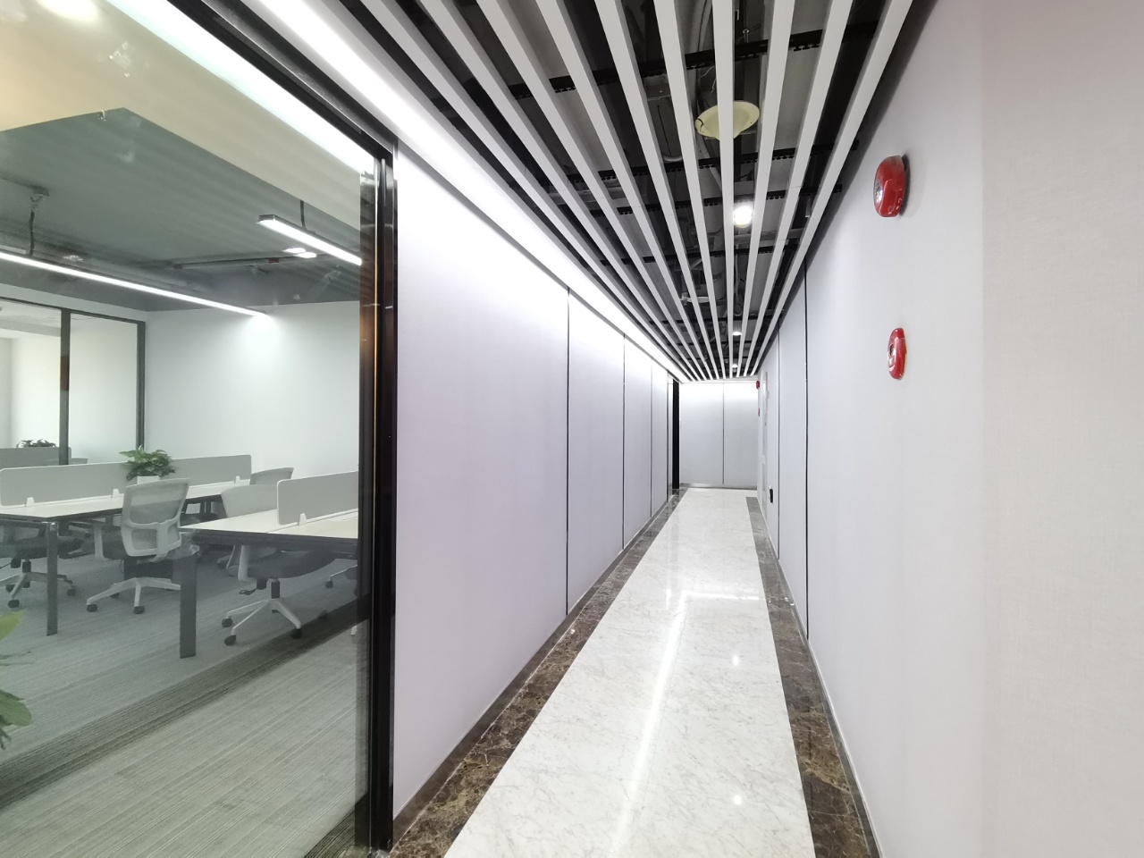 中关村科技大厦精装修带家具拎包入住(图3)
