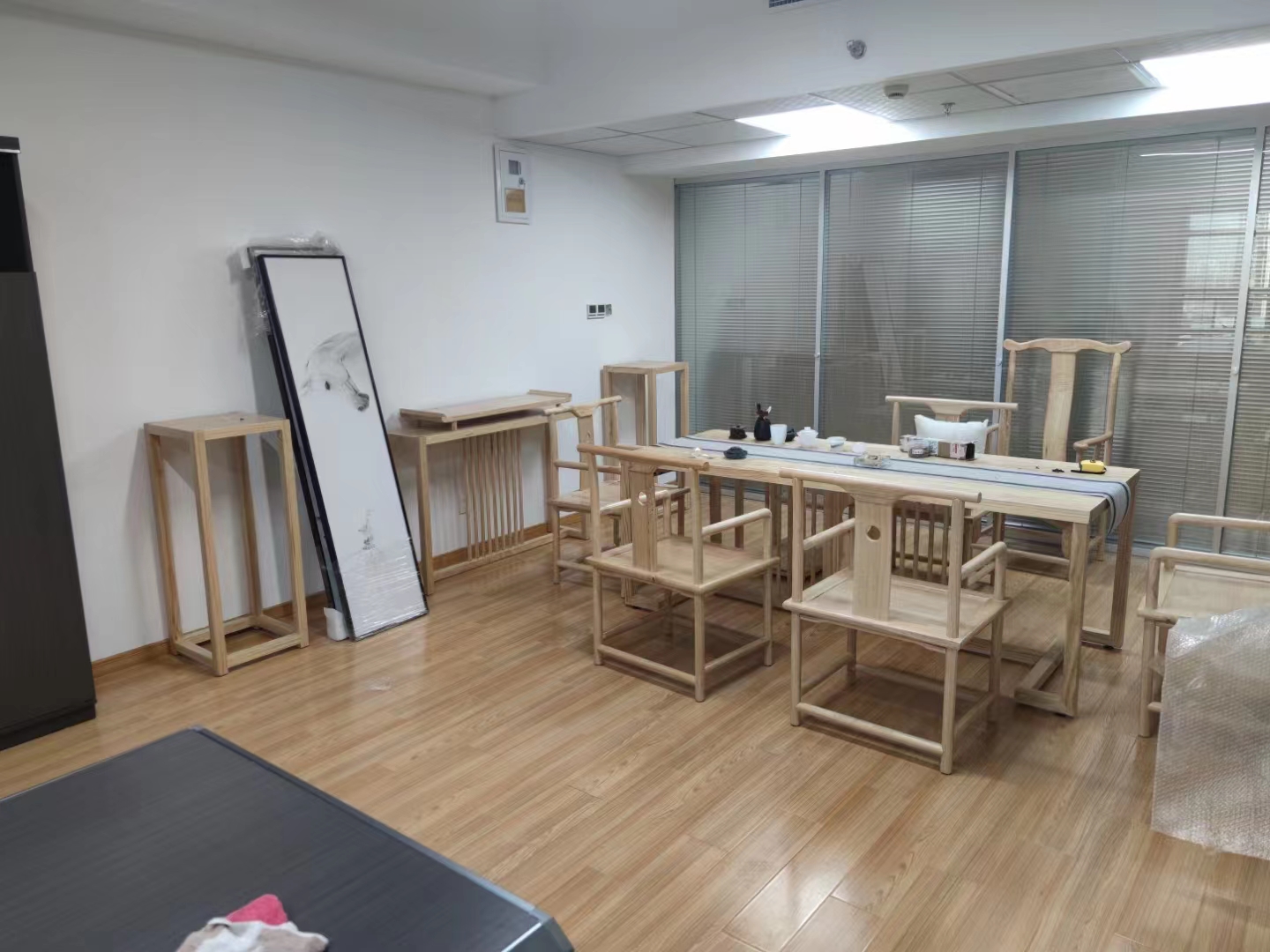 漕河泾上海研祥科技大厦189平精装修带家具优质房源出租(图1)