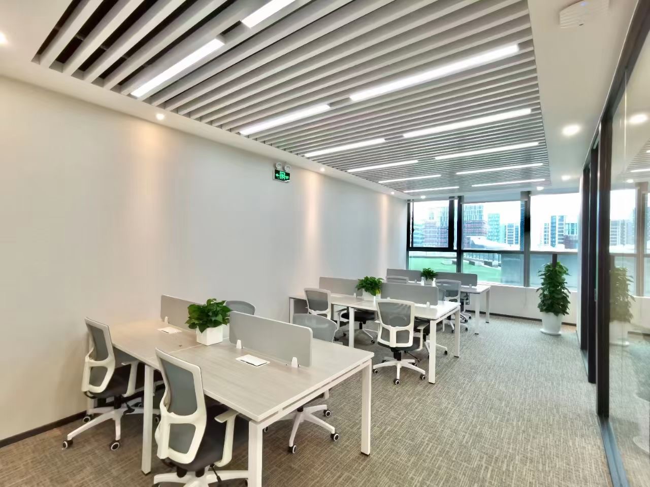 杨浦中航天盛广场 10号线三门路地铁站 高品质楼盘 精装修带家具 拎包入住 适合加班 交通方便 24小时空调 500平1000平半层整层出租(图5)