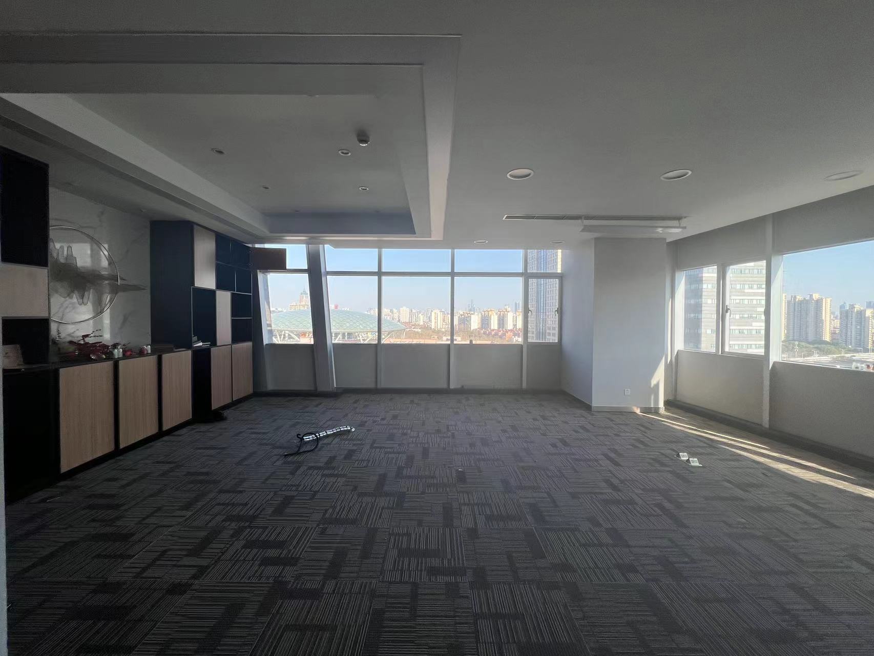源达大厦长寿路地铁站 写字楼办公出租 中央空调精装带家具 200平300平出500平100平定制装修出租(图2)