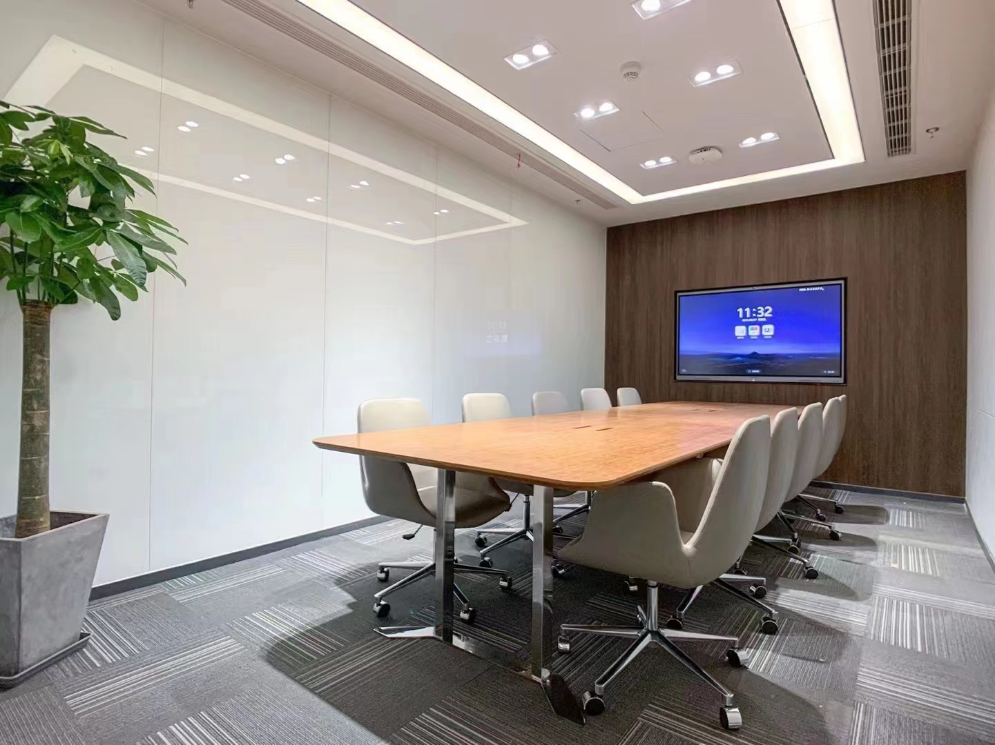 静安区达邦协作广场198平精装修带家具优质房源出租(图2)