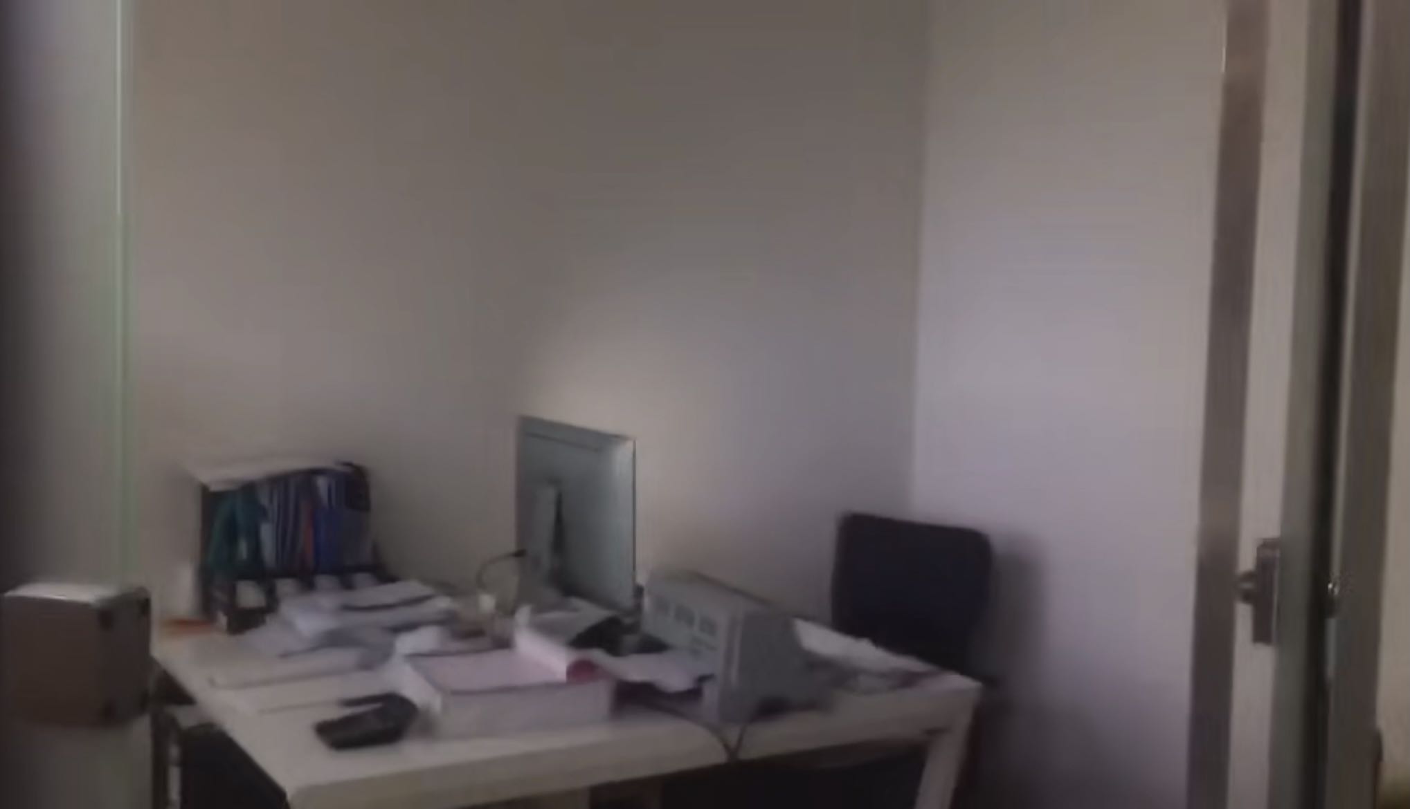 9-220512233F9140.jpg 虹桥龙湖天街140平精装修带家具拎包入住(图2)