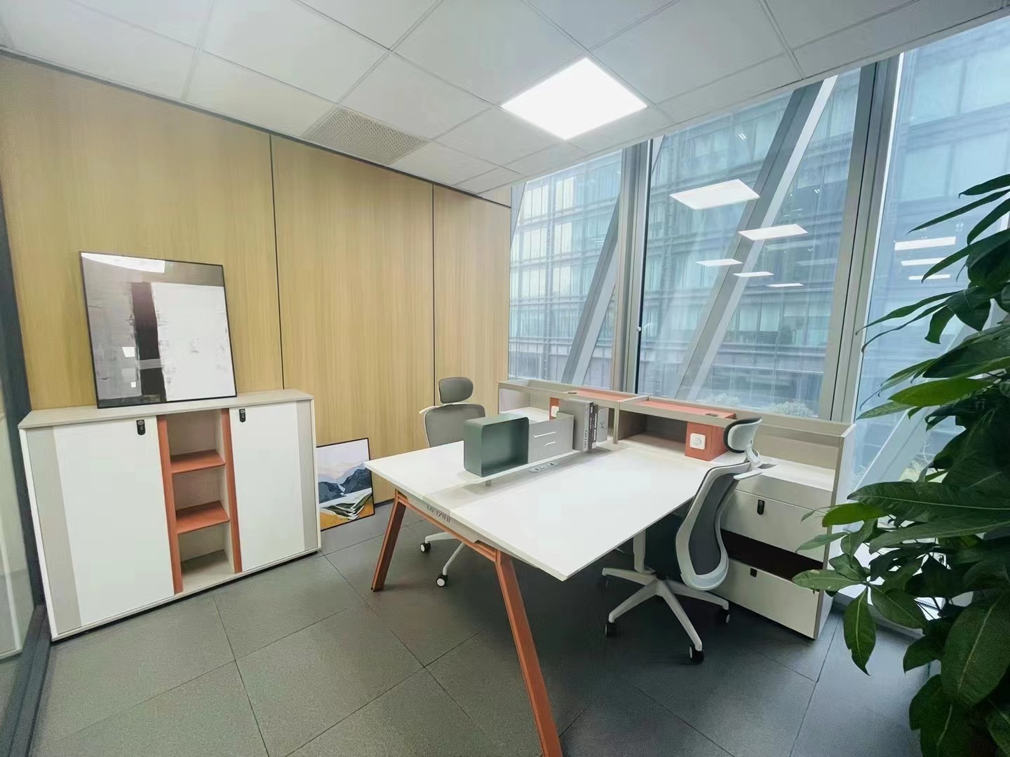 9-220513014UX02.jpg 浦东富士康大厦精装修带家具拎包入住(图3)