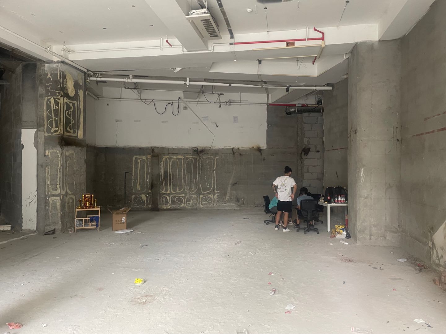苏河一号210平毛坯一楼商铺1/3/4号线火车站新客站商圈(图2)