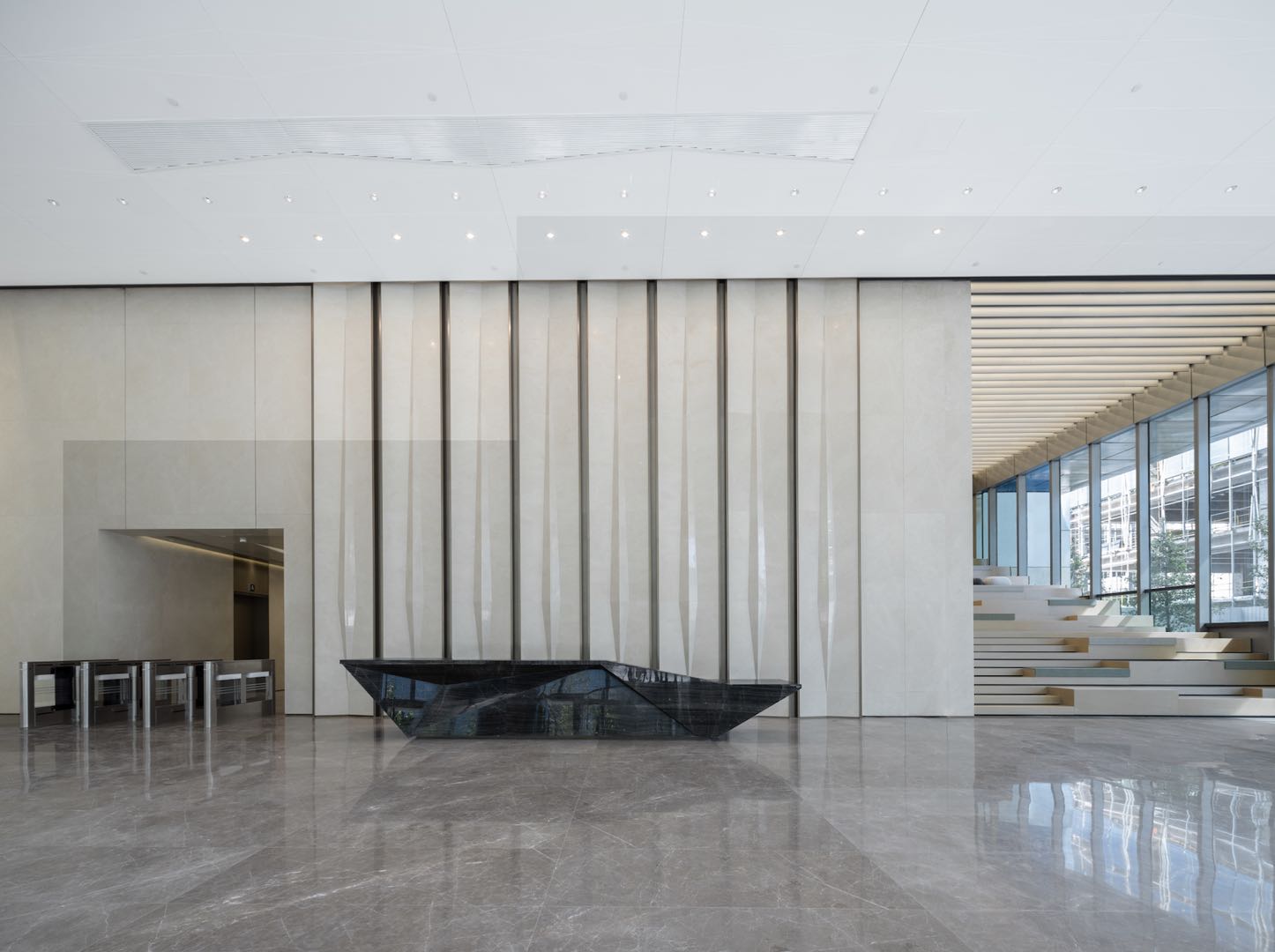 7-22051G4023LK.jpg 真如中心板块 星光耀广场高尚领域写字楼出租 配套酒店商场 新楼盘价格好谈 超长免租期 正对电梯厅双面采光 精装修现房800平1000平整层出租可分割(图1)