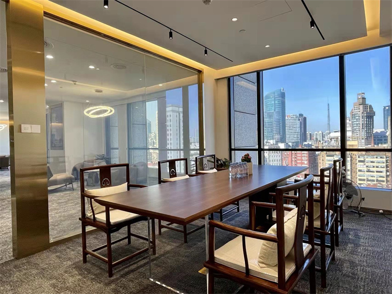 12-22051QF2464U.jpg 火车站五条地铁苏河-号精装带家具独立空调随时可租(图1)