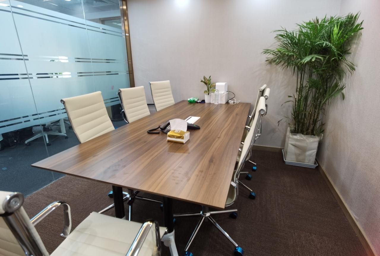 7-220520153A5544.jpg 虹口壹丰广场四川北路地铁上盖 商场配套 精装带家具 拎包入住 300平出租(图2)