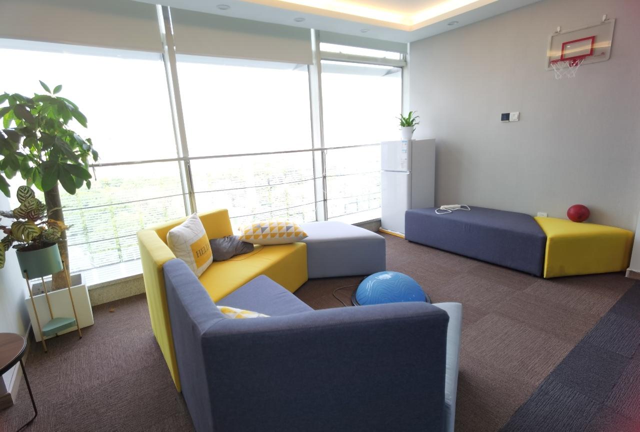 7-220520153AY50.jpg 虹口壹丰广场四川北路地铁上盖 商场配套 精装带家具 拎包入住 300平出租(图5)